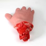 Blutige Latex Hand Halloween Deko/Accessoire für Zombies ca.12cm